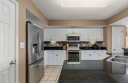 North Myrtle Beach Villa | Spectacular 3BD Corner Unit - Waterway Views - Large Square Footage
