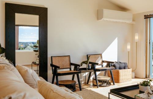 St Kilda Apartment | Spectacular views over Albert Park