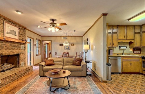 Franklin Cabin | Spectacular Views, Screened Porch, Peaceful