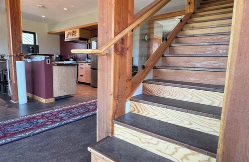 Winthrop House | Spectacular views, spacious, quiet, comfortable, secluded yet walkable to town.