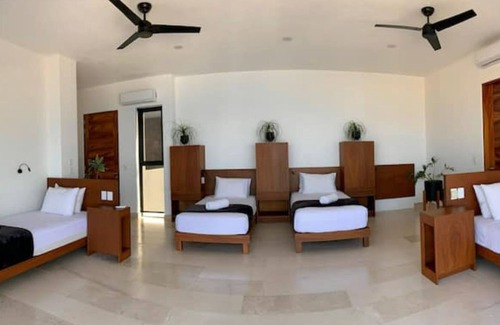 Manzanillo Villa | Spectacular Villa facing the Pacific Ocean