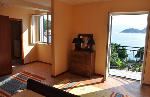 Lepetane Villa | Spectacular waterfront villa on Bay of Kotor