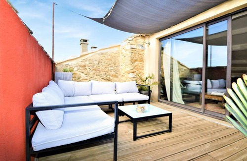Vallabrix Apartment | Spend a relaxing time in this exceptional vacation apartment in Vallabrix.