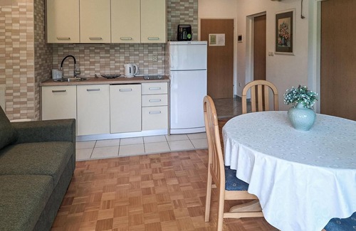 Banj Apartment | Spend a wonderful time in this cozy vacation apartment with private garden by the sea.
