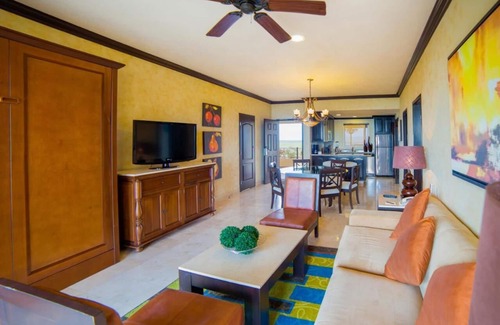 Puerto Juarez Apartment | Spend New Years in a Beautiful 5 Star Beach Resort!
