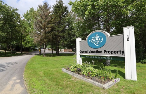 Lincoln Condo | Spend your Vacation in at Inns of Waterville Valley! (306)