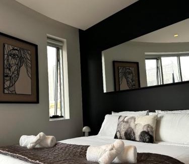Chippendale Hotel | Spice On Broadway