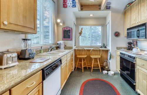 Truckee House | Spike's Place