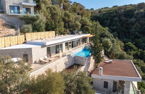 Spartochori Villa | Spilia View - Two Bedroom Villa, Sleeps 4