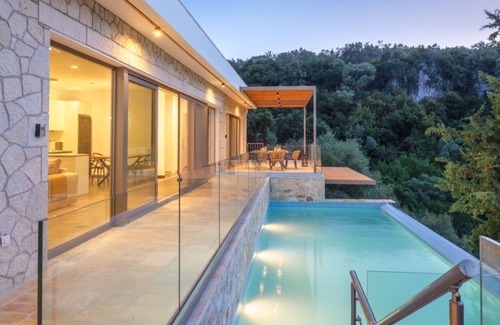 Spartochori Villa | Spilia View - Two Bedroom Villa, Sleeps 4