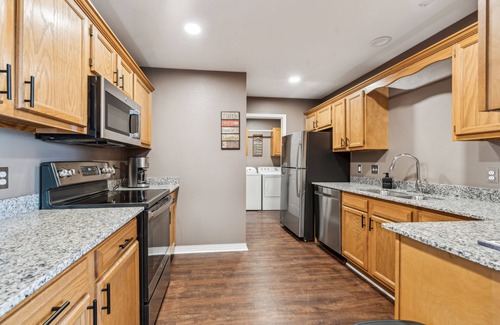 Bentonville House | Spin and Stay on Navajo