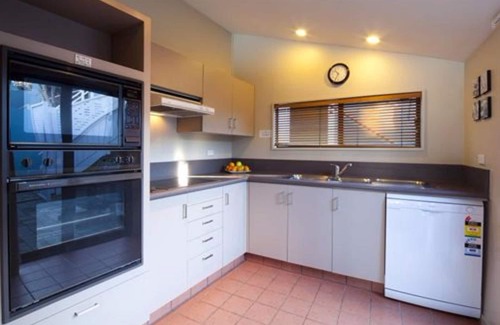 Queenstown Apartment | Spinnaker Bay Apartments