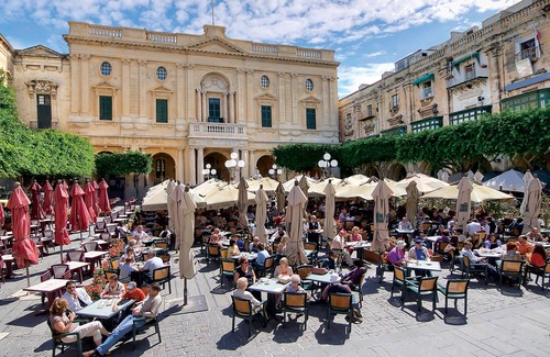 St. Julian's Apartment | Spinola Bay Apartment by Getaways Malta