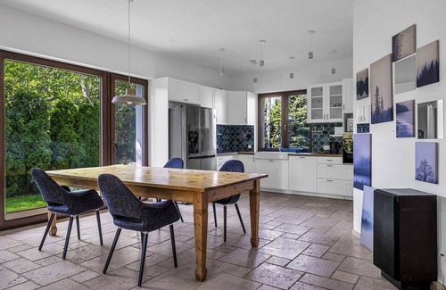 Mokotow Apartment | Spiralna 3-Bedroom Apartment