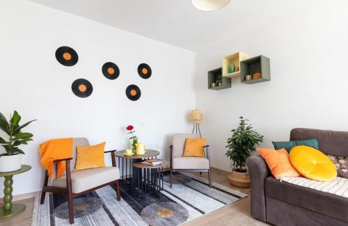 Vilnius city municipality Apartment | Spirit Of 70s Apartment
