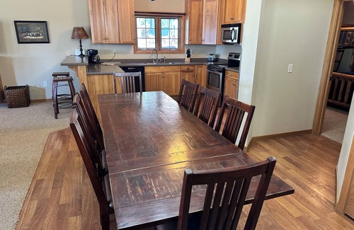 Eagle River Apartment | Spirit of the Northwoods