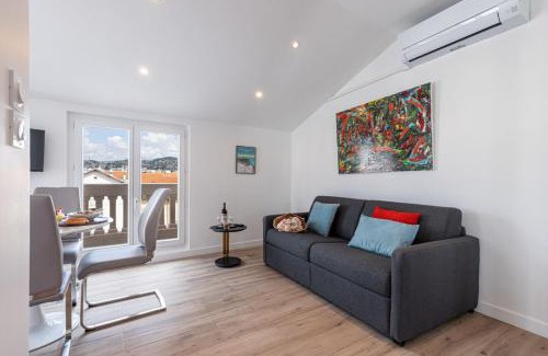 Carabacel Apartment | SPITALIERI 2 - Superb Terrace Panoramic View AC