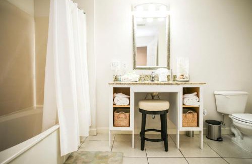 West Panama City Beach Apartment | Splash Beach Resort by Panhandle Getaways