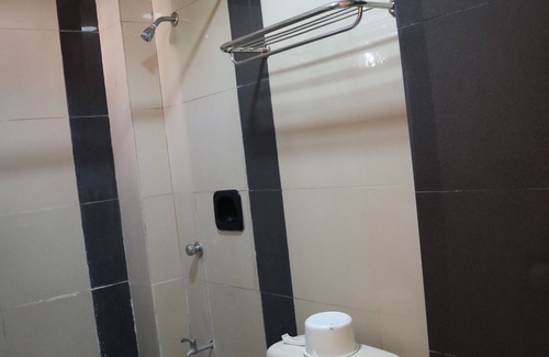 Los Banos Hotel | Splash Oasis Resort Hotel