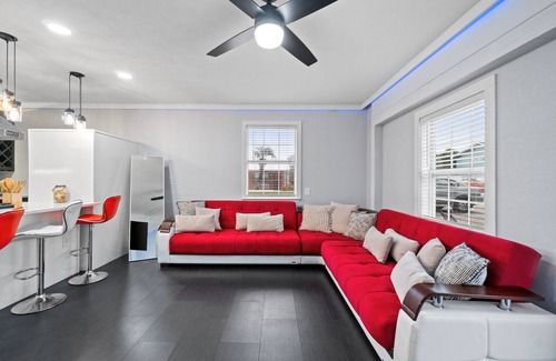 Laguna Beach House | Splash Pad by Book That Condo
