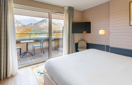 Annecy Old Town Hotel | Splendid Hotel Lac d'Annecy - Handwritten Collection
