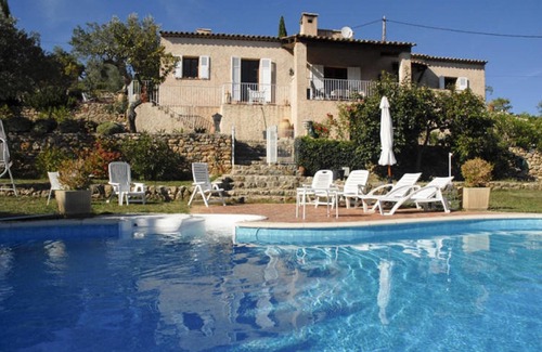 Tourrettes Villa | Splendid typical Provencal villa on 10000 m2, 180° panoramic view, swimming pool