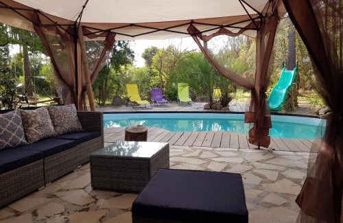 Solaro Villa | Splendide Piscine chauffée villa avec piscine 5 mn à pied de la mer