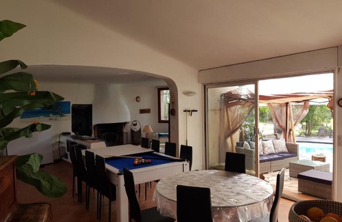Solaro Villa | Splendide Piscine chauffée villa avec piscine 5 mn à pied de la mer