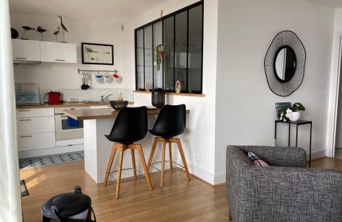 Concarneau Apartment | Splendide vue face à la mer avec garage