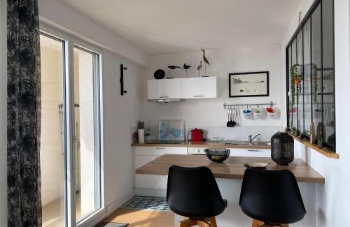 Concarneau Apartment | Splendide vue face à la mer avec garage