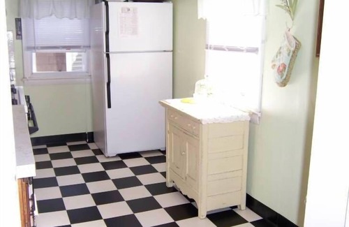 Ocean Grove Apartment | Splendor by the Sea - beautiful ocean views, first beach block!