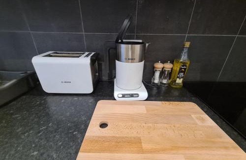 Luton Apartment | Split level luton town center flat