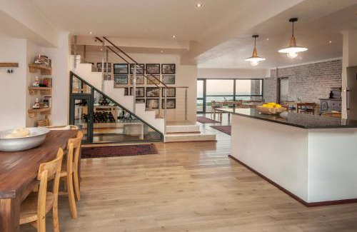 L'Agulhas House | Spookdraai B&B