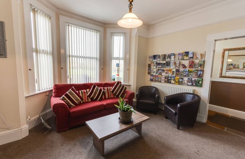 Oxford House | Sportsview Guest House