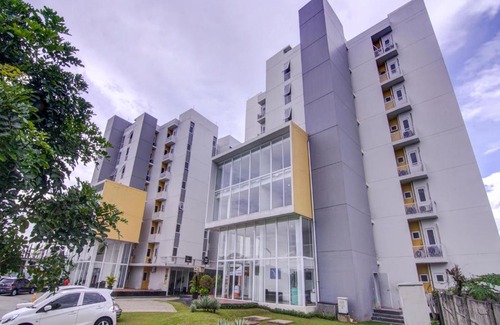 Tangerang Hotel | SPOT ON 90149 Jr Room