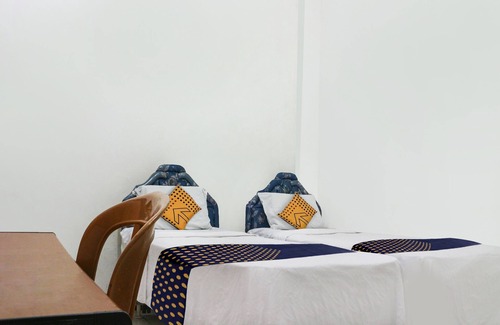 Kupang Hotel | SPOT ON 91212 Hotel Kelimutu