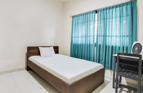 Samarinda Hotel | SPOT ON 91770 441 Pemuda Homestay
