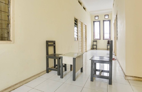 Samarinda Hotel | SPOT ON 91770 441 Pemuda Homestay