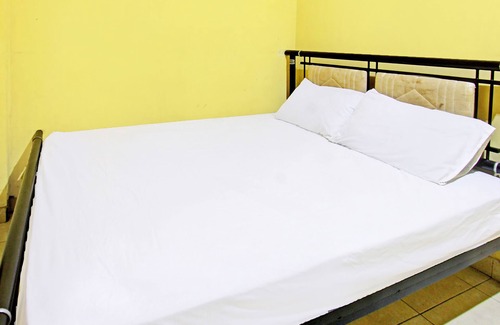 Mataram Hotel | SPOT ON 92420 Kos Agi Mataram Near Masjid Hissoh Al-Faham