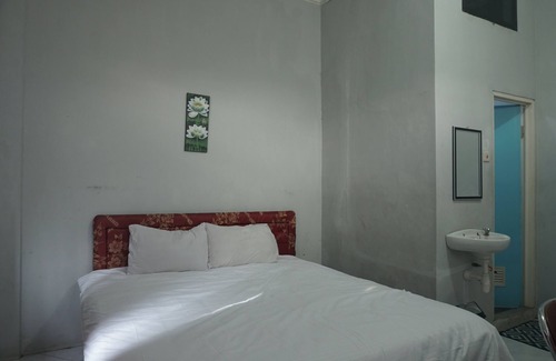 Banjarmasin Hotel | SPOT ON 92458 Azeela Kost Syariah