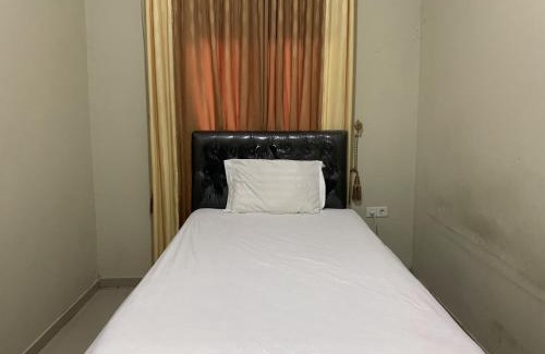Balikpapan Hotel | SPOT ON 92544 Senja Homestay