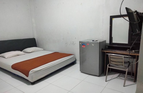Banjarmasin Hotel | SPOT ON 92890 Losmen Bahalap Syariah MarabahanNearSiring Marabahan (Ulek Barito)