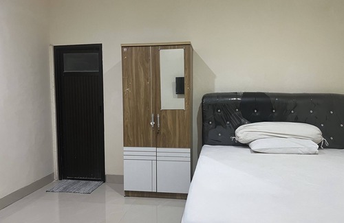 Makassar Hotel | SPOT ON 93022 Anugrah Homestay Syariah