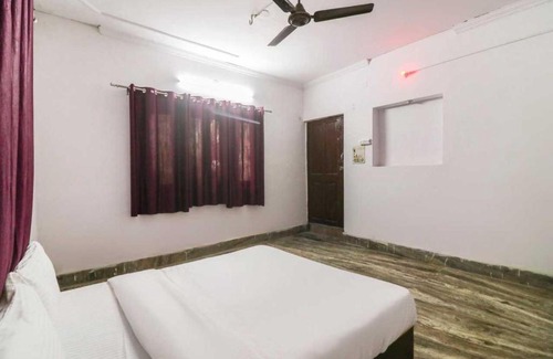 Dehradun Hotel | SPOT ON Atithi Guest House