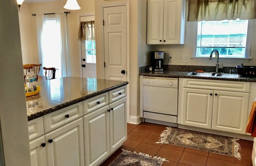 New Bern House | Spotless, comfortable and safe. Great location with excellent kitchen + backyard