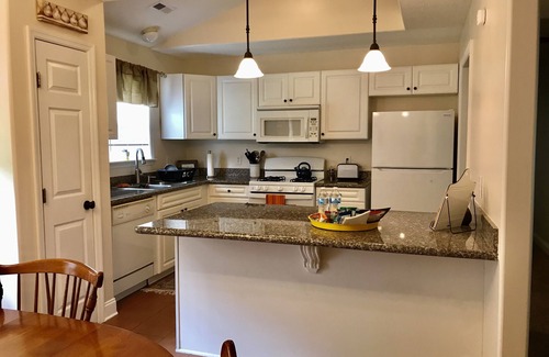 New Bern House | Spotless, comfortable and safe. Great location with excellent kitchen + backyard