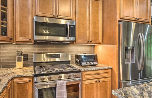Boone Cabin | Sprawling Blowing Rock Escape with Theater and Hot Tub!