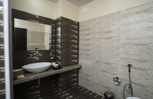 Sawai Madhopur Resort | Spree Jungle Vilas Resort Ranthambhore