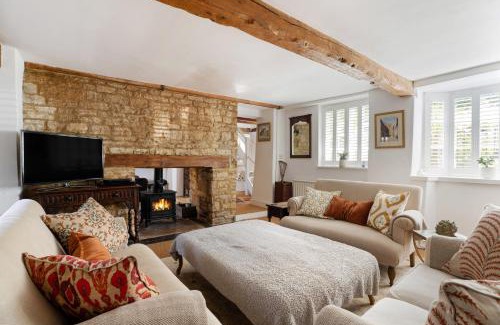 Chipping Norton House | Spring Cottage