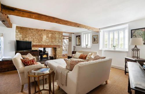 Chipping Norton House | Spring Cottage